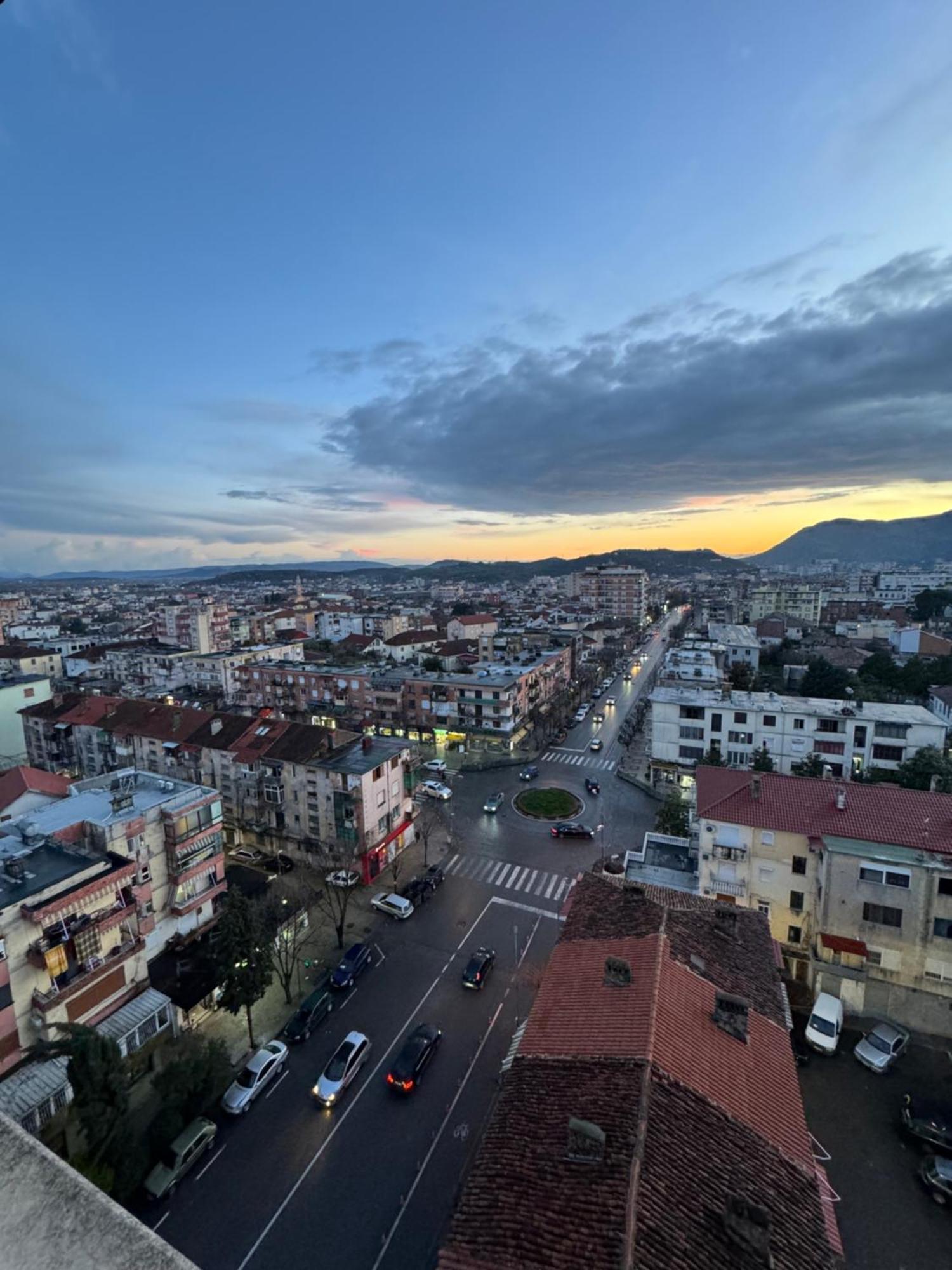 3 Bedrooms Apartment Shkodër Buitenkant foto